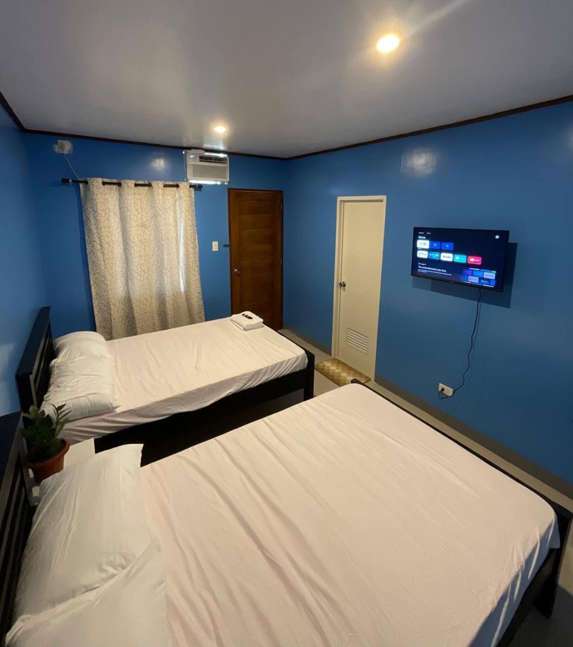 Halajo Bnb Transient Laoag Habitación foto