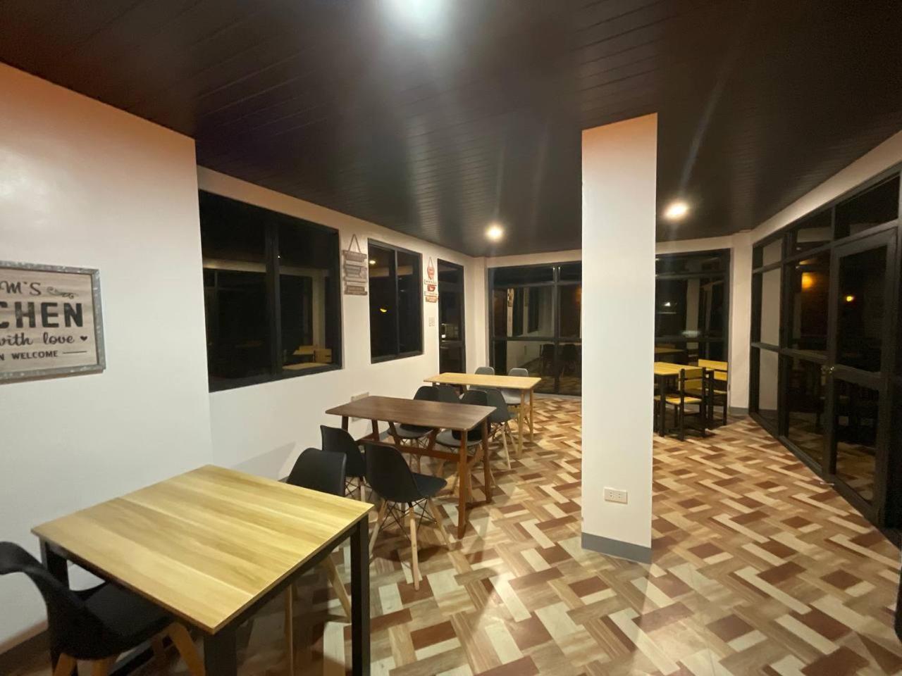 Halajo Bnb Transient Laoag Exterior foto